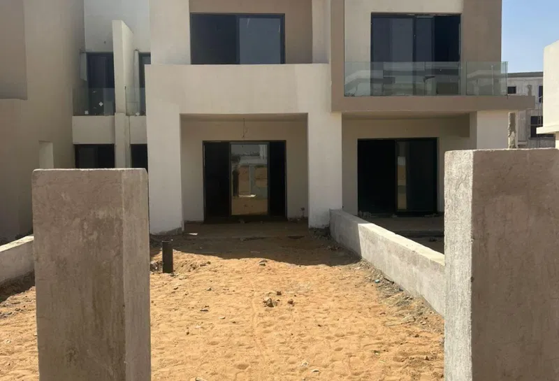 3-bedroom townhouse 208 m² for sale in Hyde Park Business District Mall