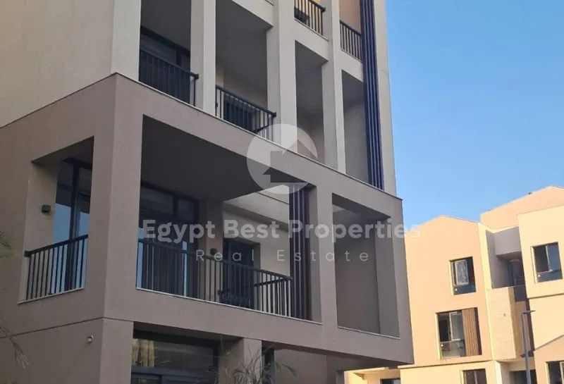 شقة 3 غرف 180 م² للبيع في فاي سوديك، Vye Sodic