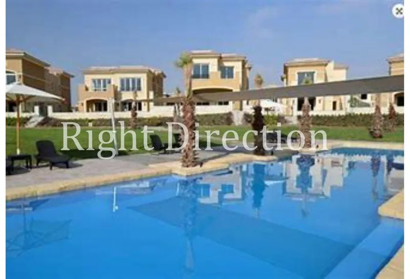 4-bedroom duplex 285 m² for sale in Stone Park