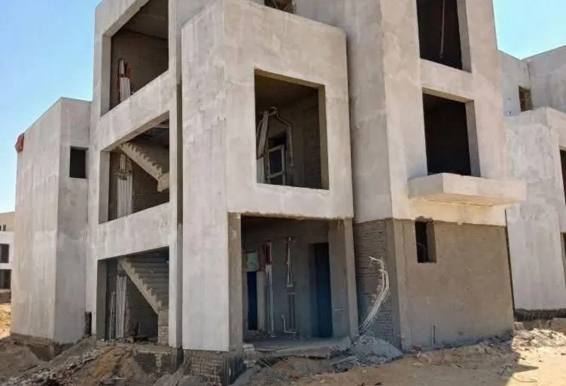 تاون هاوس 4 غرف 305 م² للبيع في ستيت، Stei8ht