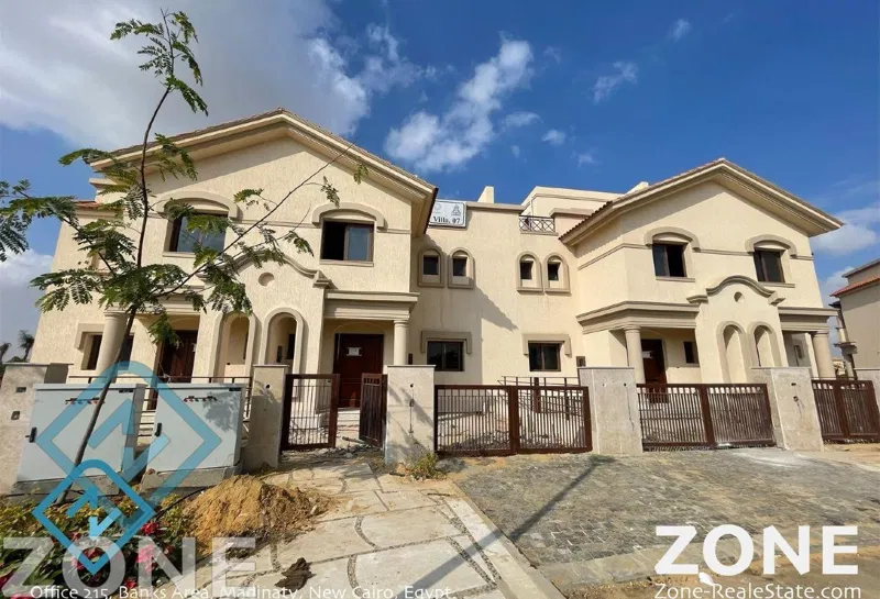 4-bedroom villa 211 m² for sale in Privado