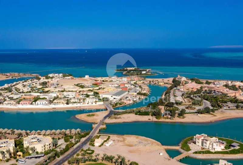 فيلا 4 غرف 230 م² للبيع في Mangroovy Residence