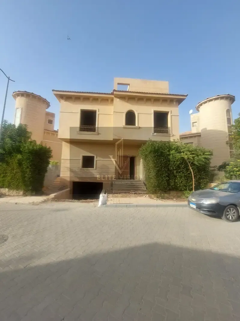 Standalone Villa | 440 SQM Land | Semi Finished | Prime Location | Rehana Compound