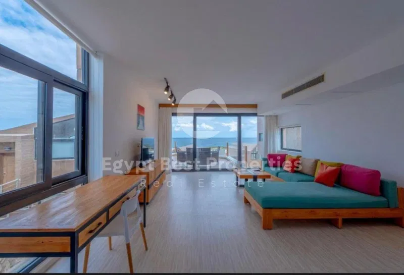 4-bedroom twin house 250 m² for sale in Makadi Resort