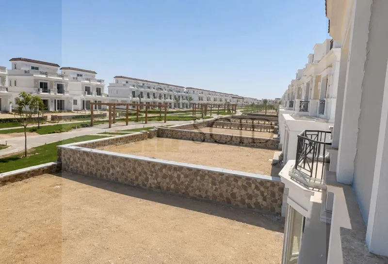 3-bedroom townhouse 210 m² for sale in Mountain View 4