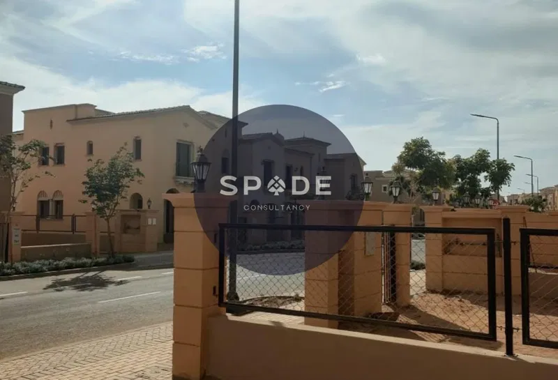 4-bedroom townhouse 260 m² for sale in City Gate