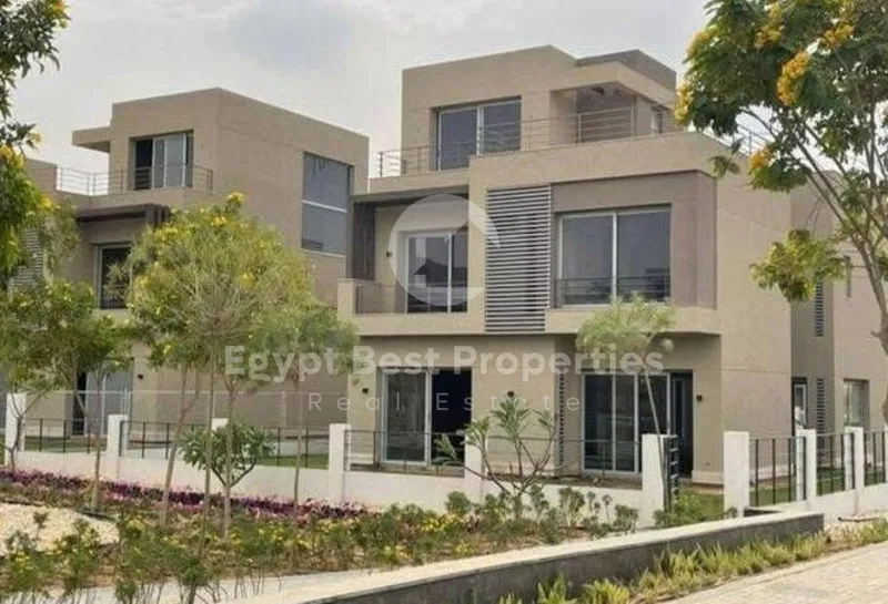 4-bedroom townhouse 285 m² for sale in Palm Hills New Cairo