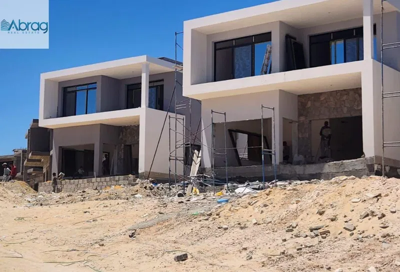 3-bedroom villa 210 m² for sale in Mountain View