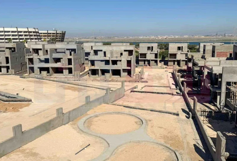 6-bedroom villa 449 m² for sale in Alex West