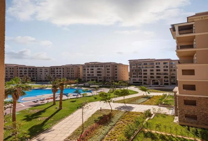3-bedroom penthouse 202 m² for sale in 90 Avenue