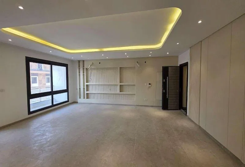 3-bedroom apartment 155 m² for sale in South Teseen St.