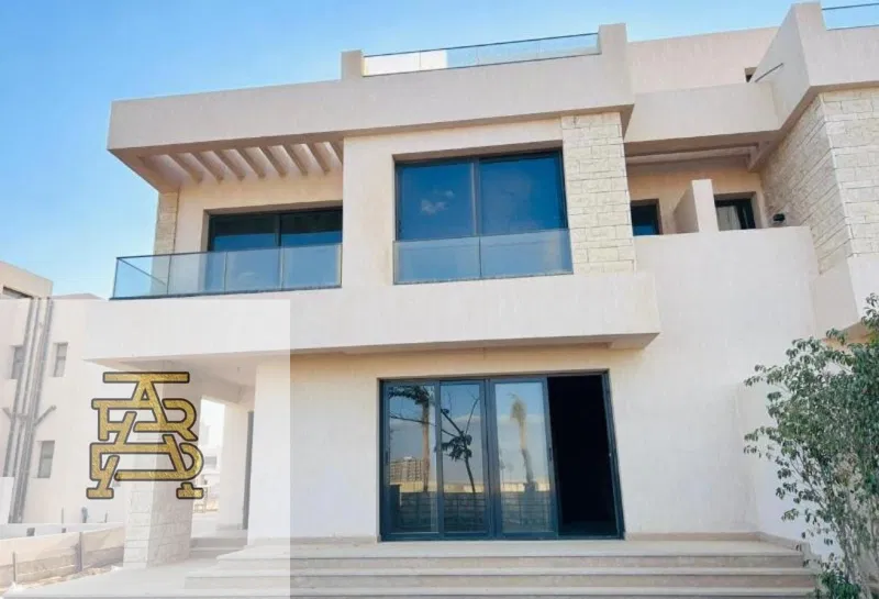 4-bedroom townhouse 435 m² for sale in Noor City