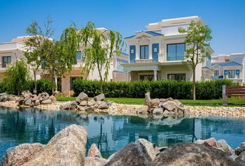 4-bedroom villa 250 m² for sale in Mountain View Grand Valley