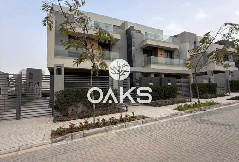 4-bedroom villa 188 m² for sale in El Patio Jade
