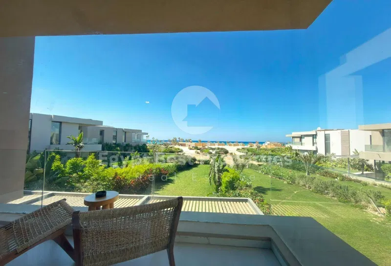2-bedroom chalet 140 m² for sale in Almaza Bay