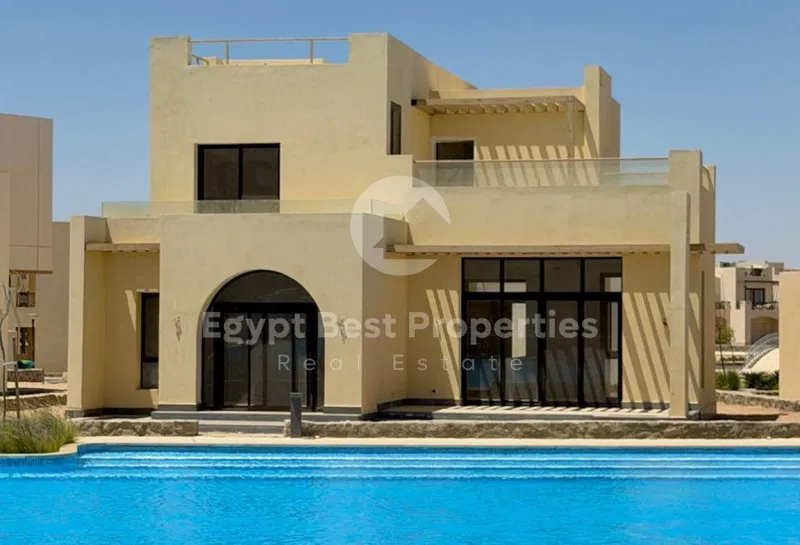 4-bedroom villa 220 m² for sale in Makadi Heights