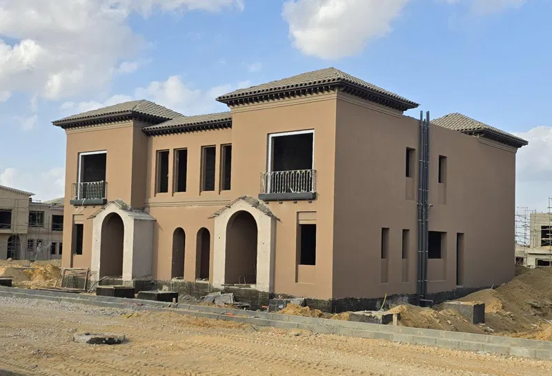 4-bedroom twin house 270 m² for sale in Village West