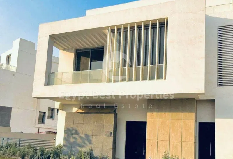 3-bedroom townhouse 195 m² for sale in ZED East