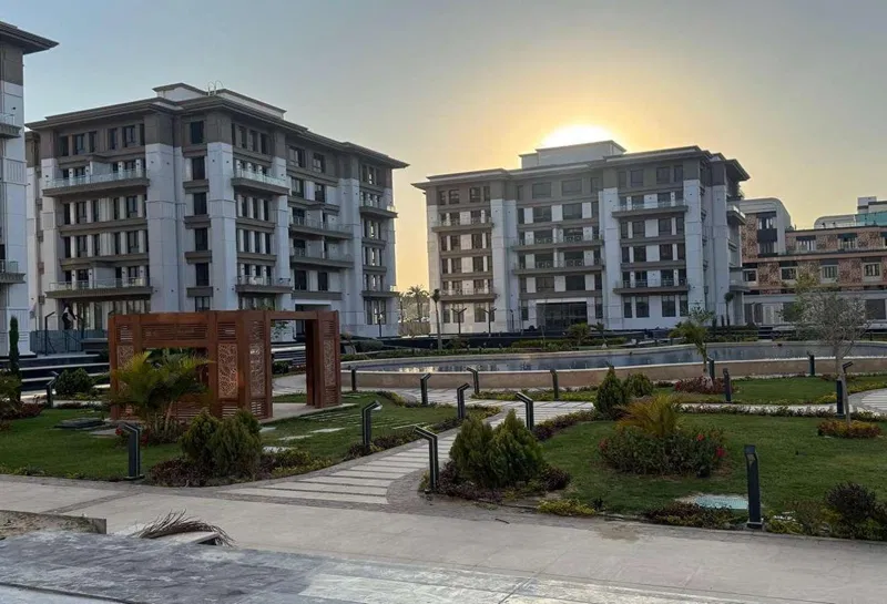 3-bedroom apartment 195 m² for sale in South Teseen St.
