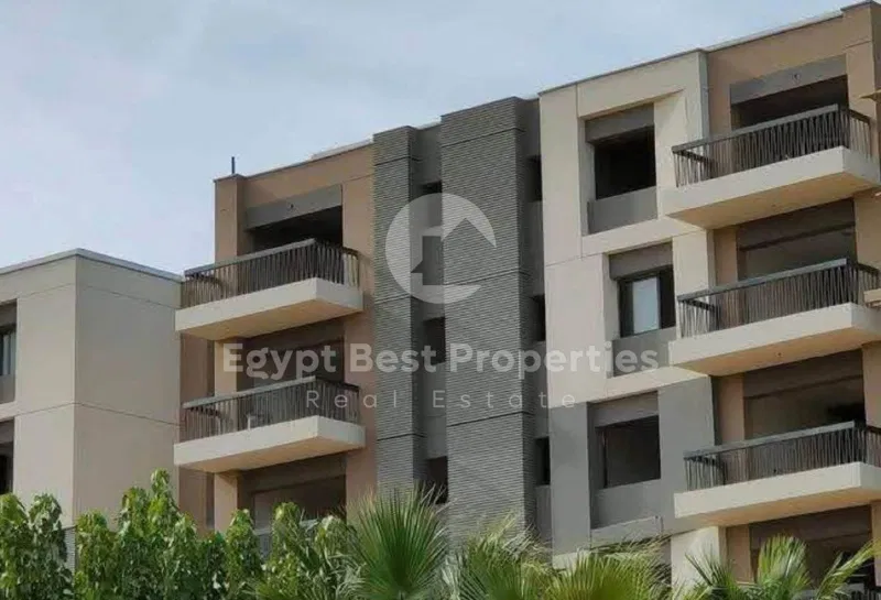 شقة 3 غرف 252 م² للبيع في Swan Lake Residence