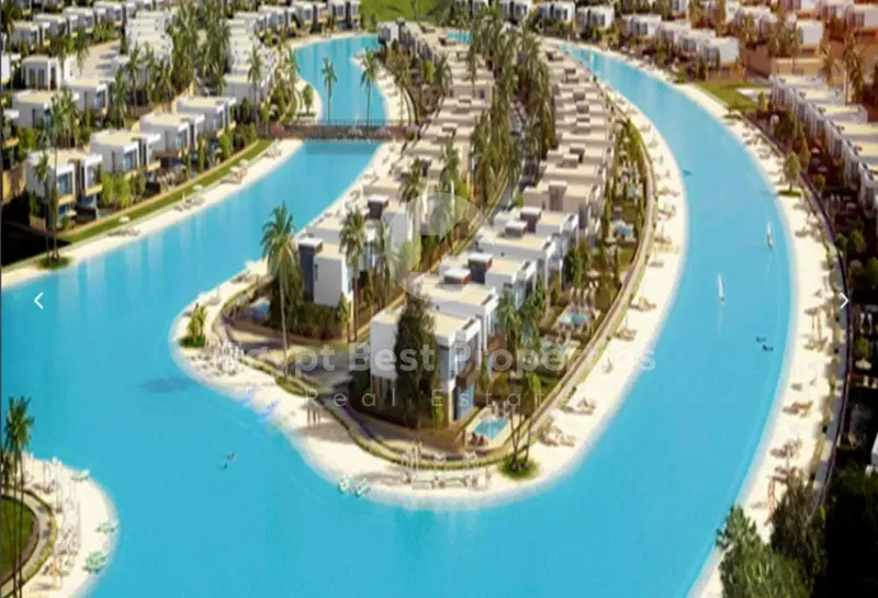شاليه 3 غرف 300 م² للبيع في Azha North