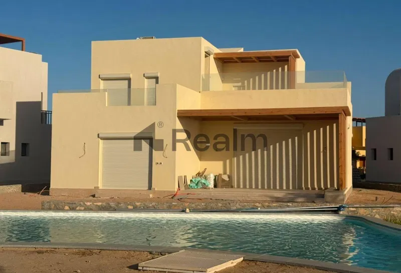 4-bedroom villa 321 m² for sale in Soma Bay