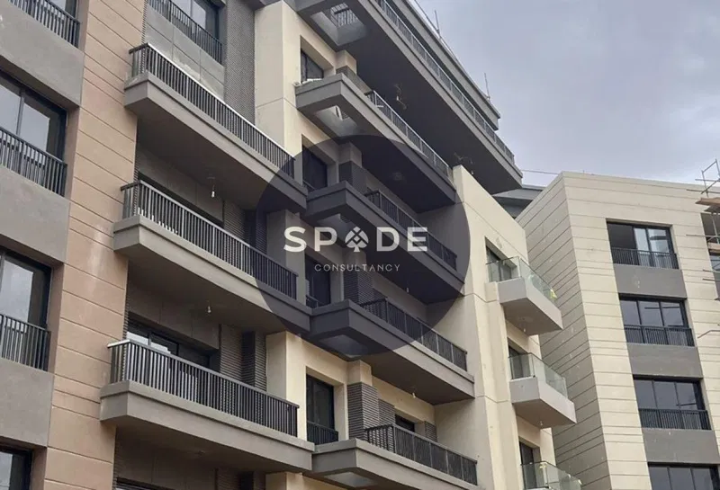3-bedroom penthouse 290 m² for sale in Swan Lake Residence