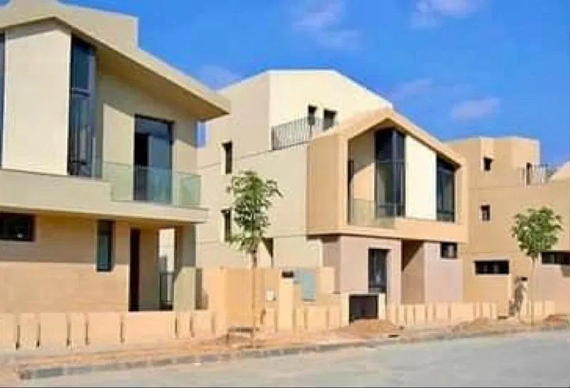 توين هاوس 4 غرف 239 م² للبيع في فاي سوديك، Vye Sodic