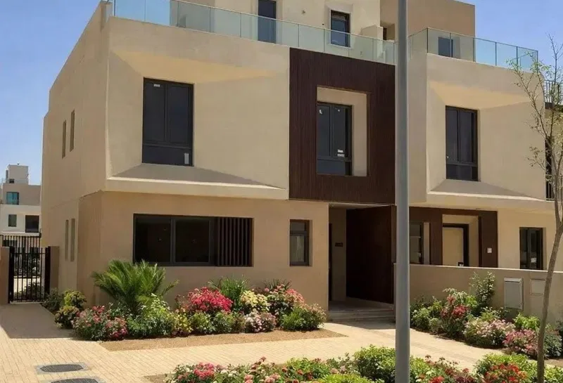 3-bedroom twin house 240 m² for sale in VYE SODIC