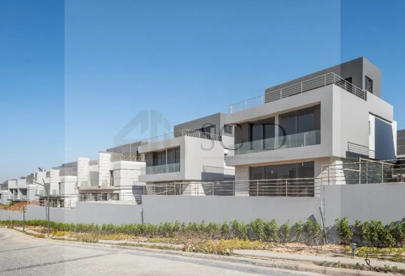 تاون هاوس 4 غرف 235 م² للبيع في الباتيو تاون، El Patio Town