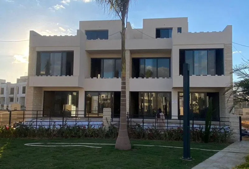 4-bedroom villa 292 m² for sale in Noor City