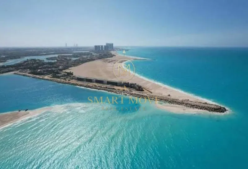 شاليه غرفتين 82 م² للبيع في International Coastal Road