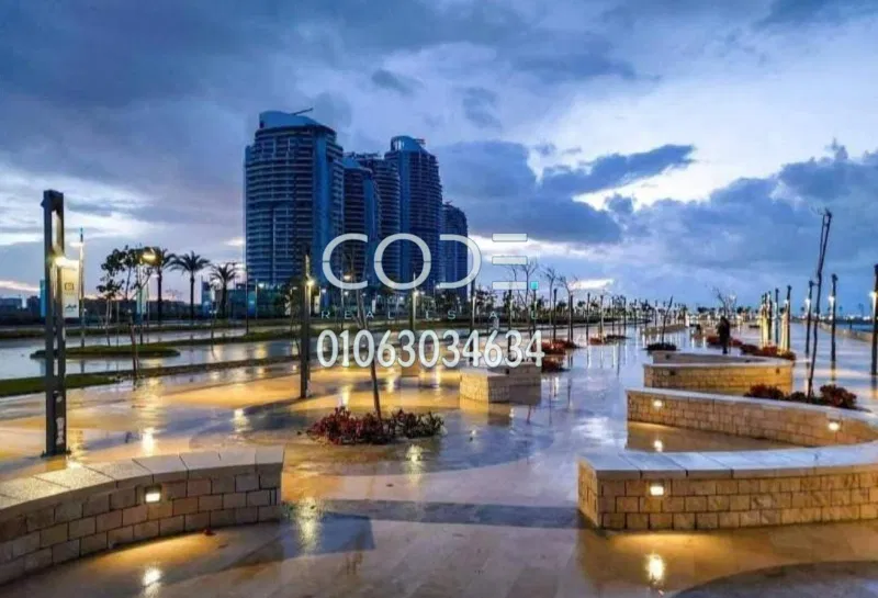 شقة غرفتين 154 م² للبيع في Beachfront Towers