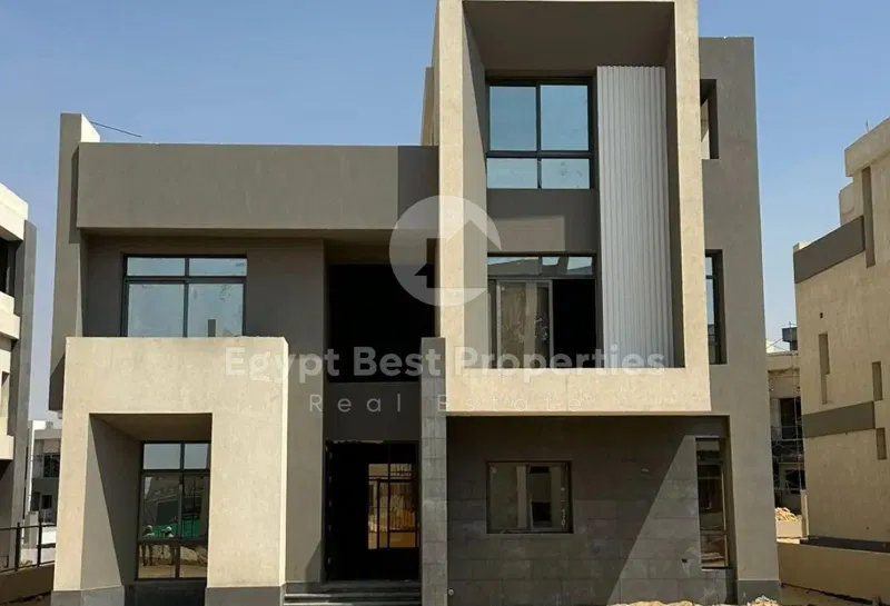 4-bedroom townhouse 285 m² for sale in Saada Compound