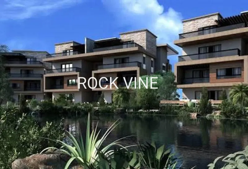 4-bedroom twin house 305 m² for sale in New Giza