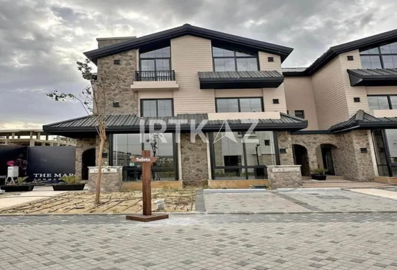 3-bedroom townhouse 250 m² for sale in The MarQ Gardens