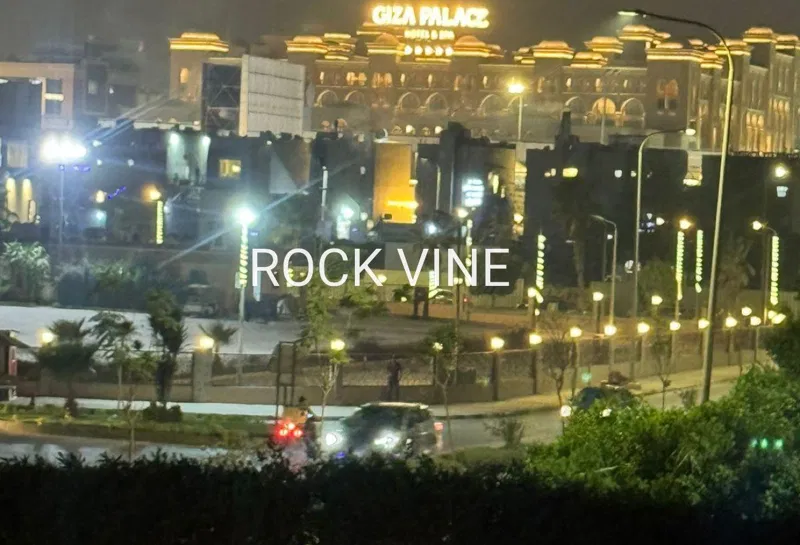 توين هاوس 4 غرف 380 م² للبيع في Palm Hills   Palm Valley