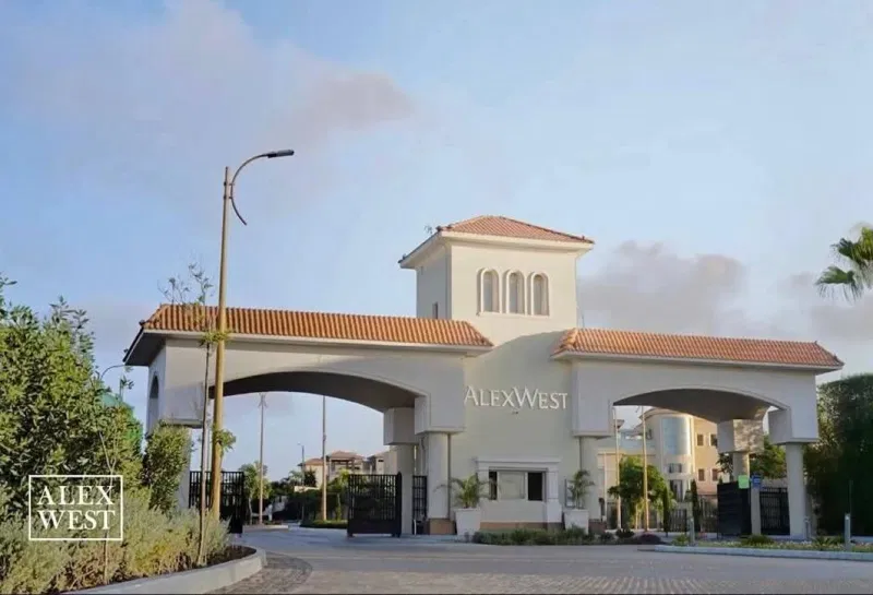 4-bedroom villa 289 m² for sale in Alex West