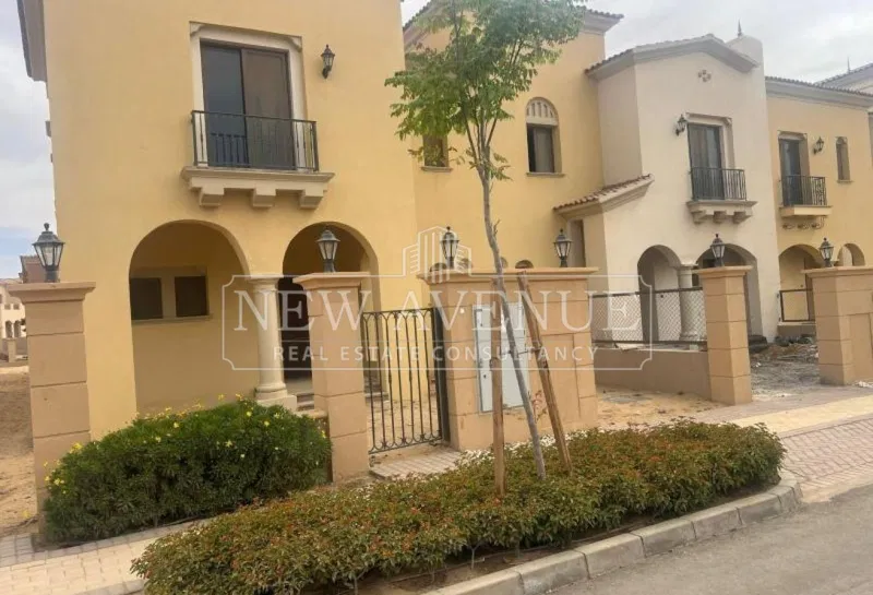 تاون هاوس 3 غرف 260 م² للبيع في سيتي جيت، City Gate