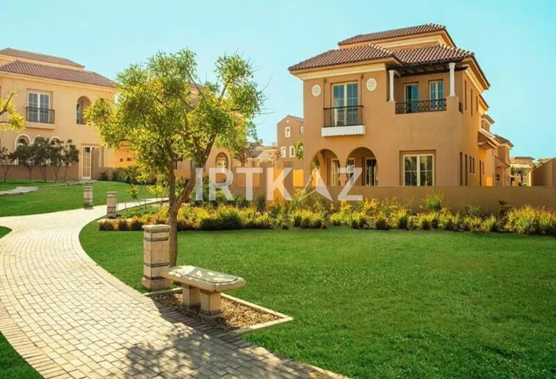 3-bedroom townhouse 212 m² for sale in Hyde Park, Garden Residence