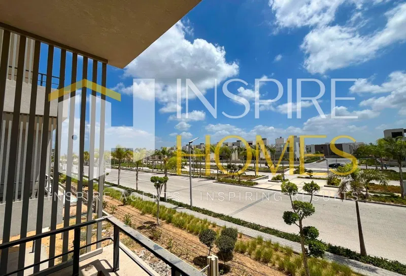 4-bedroom villa 247 m² for sale in Palm Hills