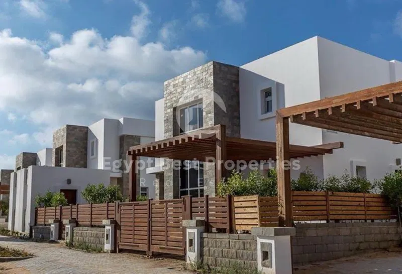 3-bedroom townhouse 213 m² for sale in Almaza Bay