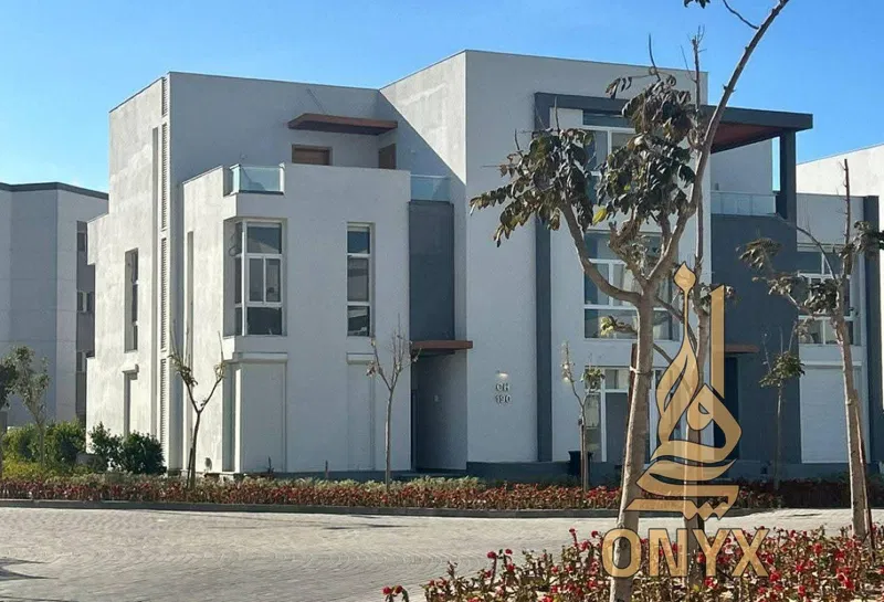 4-bedroom townhouse 301 m² for sale in Mazarine