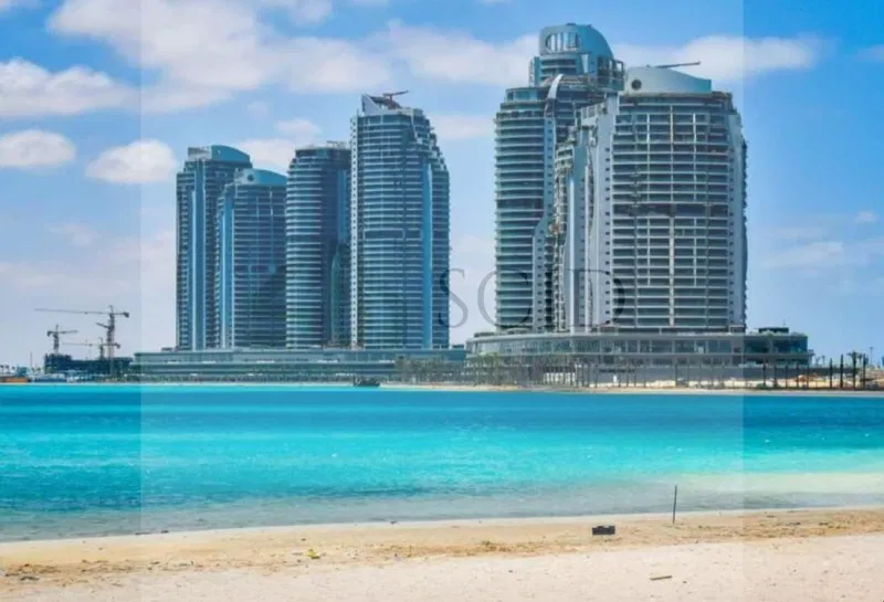 شاليه غرفتين 217 م² للبيع في Beachfront Towers