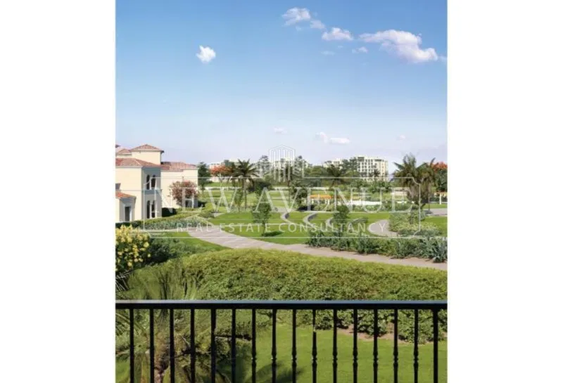 3-bedroom penthouse 206 m² for sale in City Gate