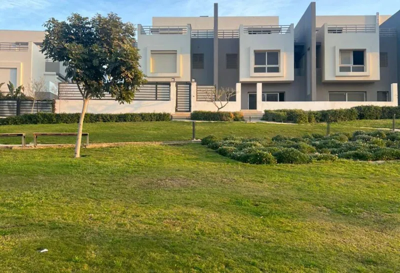 تاون هاوس 4 غرف 223 م² للبيع في هايد بارك، Hyde Park