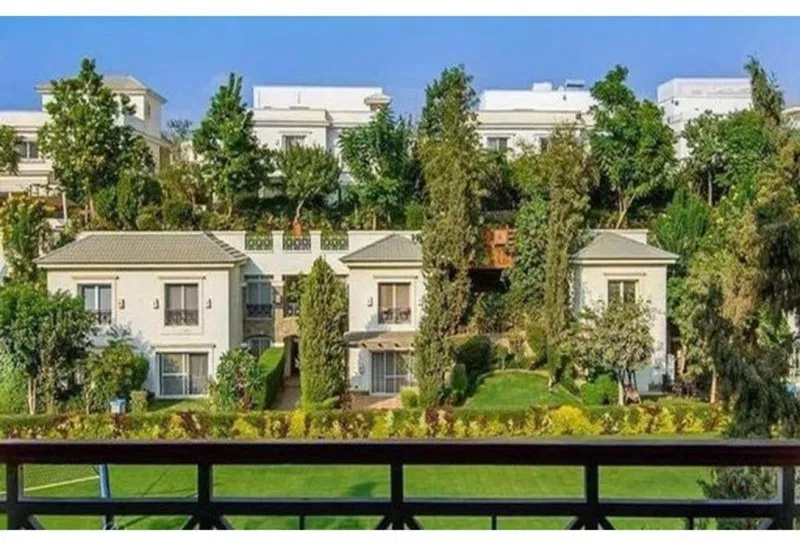 3-bedroom townhouse 210 m² for sale in Mountain View 1.1