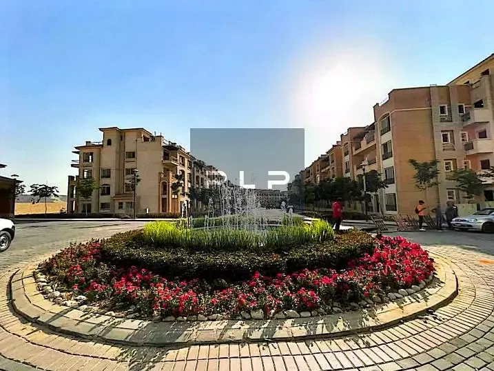 Ready to Move Resale Apartment at the Best Price in Stone Residence Compound New Cairo