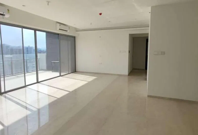 3-bedroom apartment 217 m² for sale in 90 Avenue