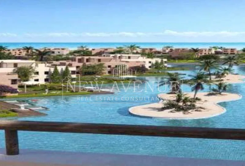 4-bedroom townhouse 196 m² for sale in Hacienda Waters